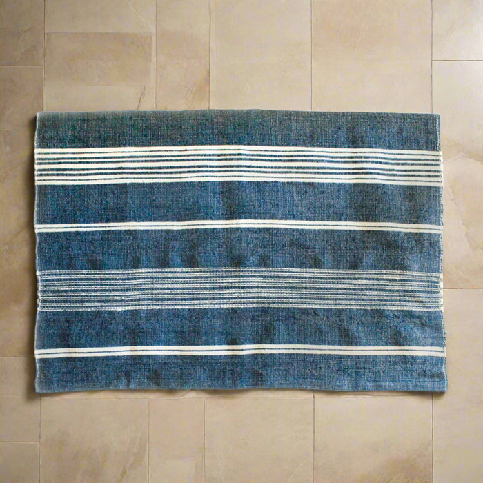 Aden Bath Mat - Navy / Natural